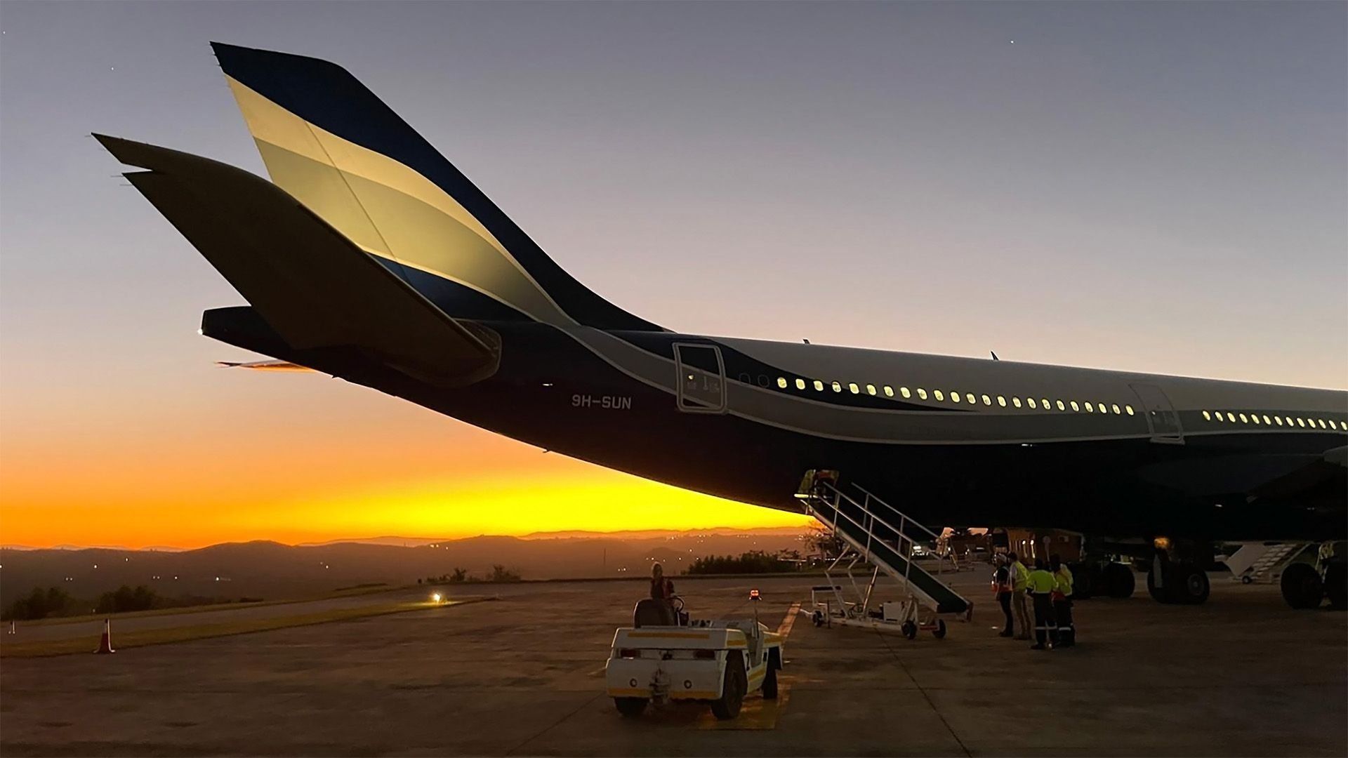 Extreme Airport Africa background