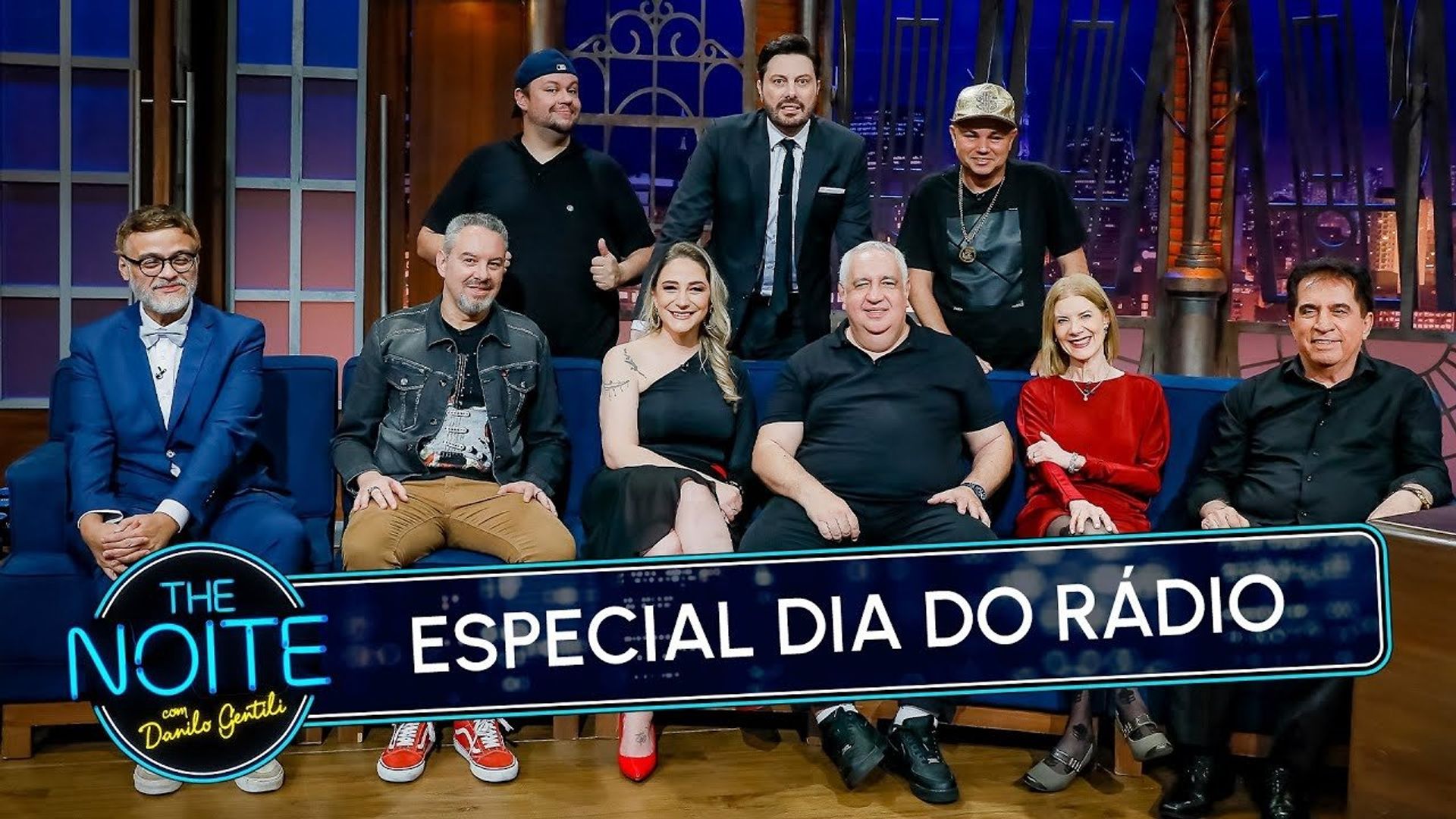 The Noite com Danilo Gentili background