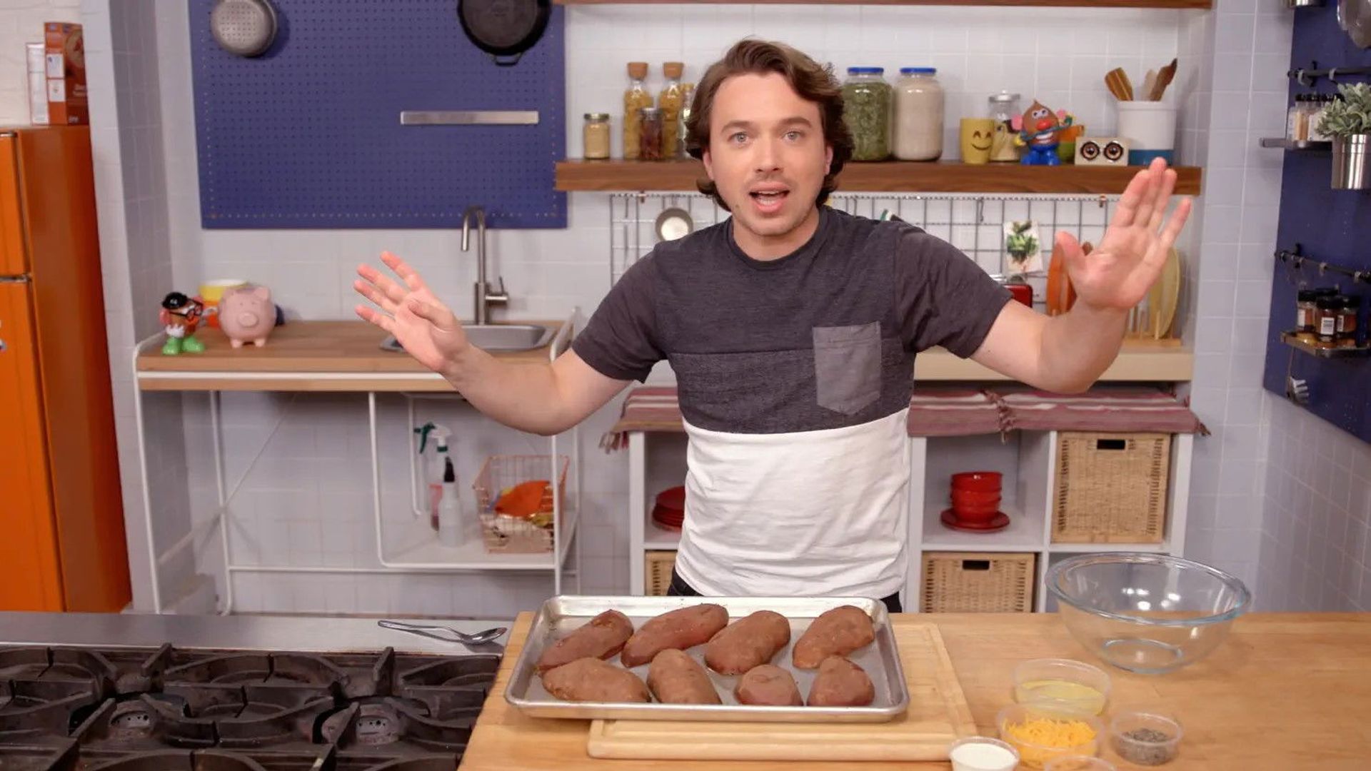 Struggle Meals background