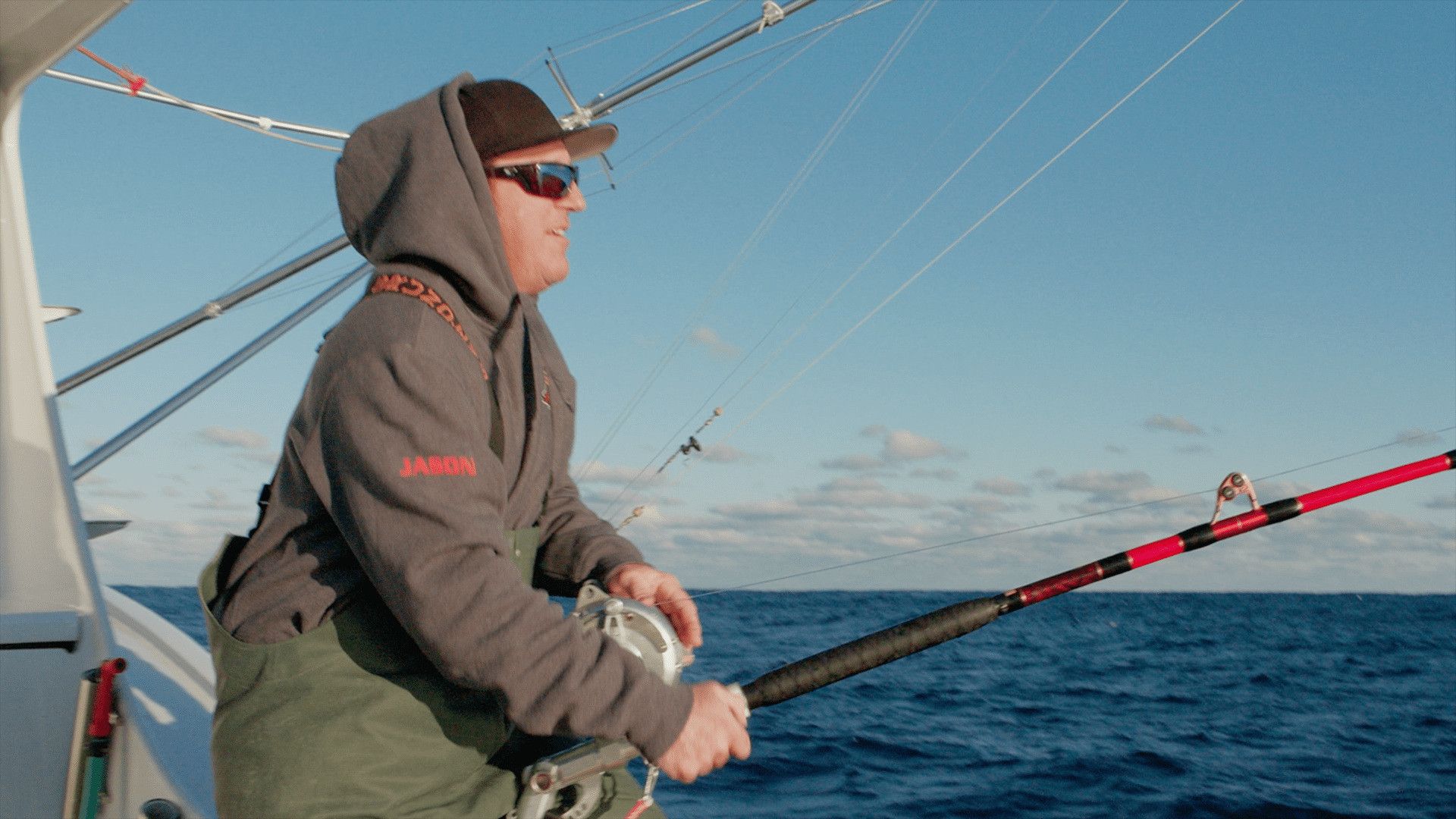Wicked Tuna: Outer Banks Showdown background