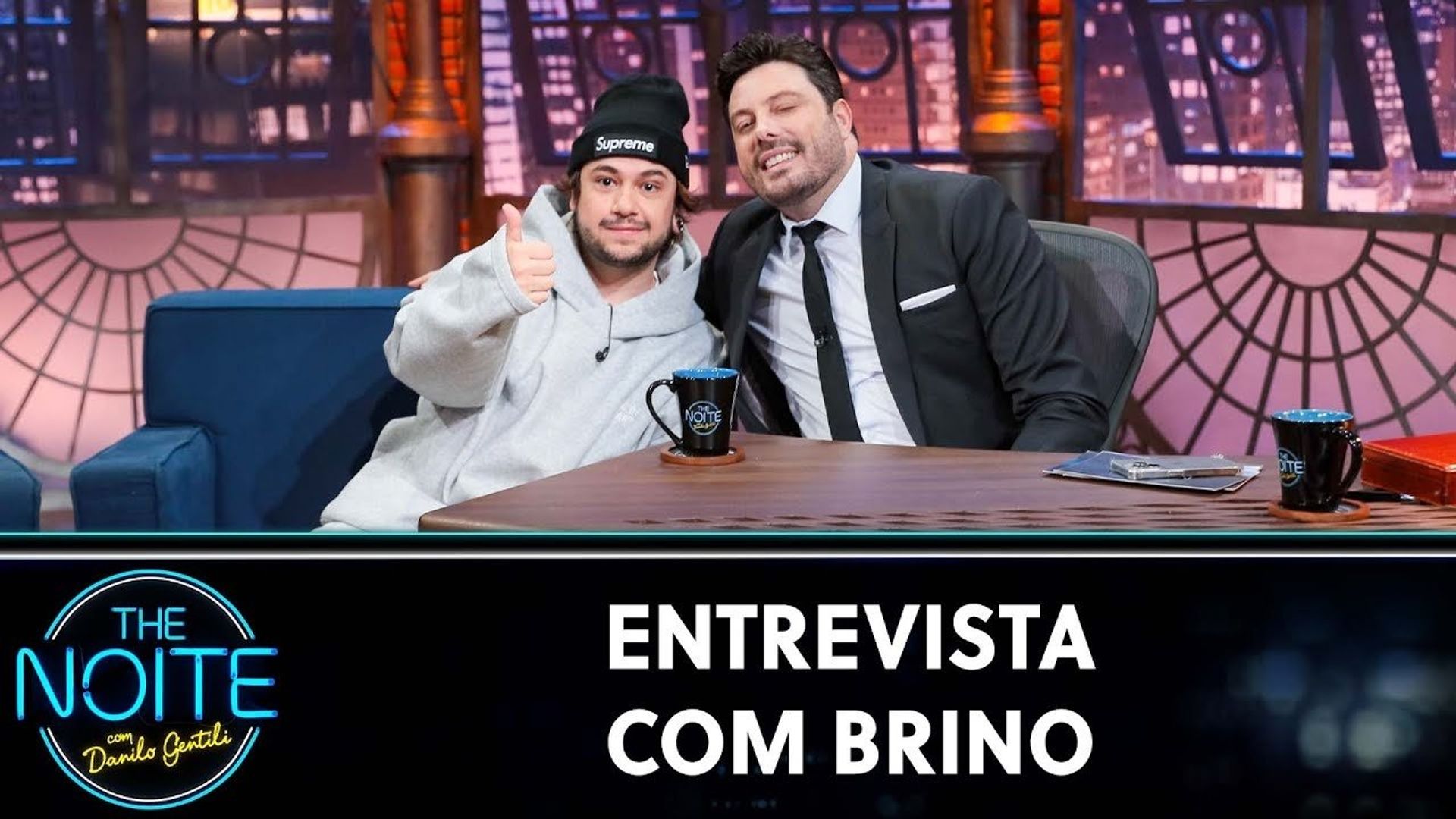 The Noite com Danilo Gentili background
