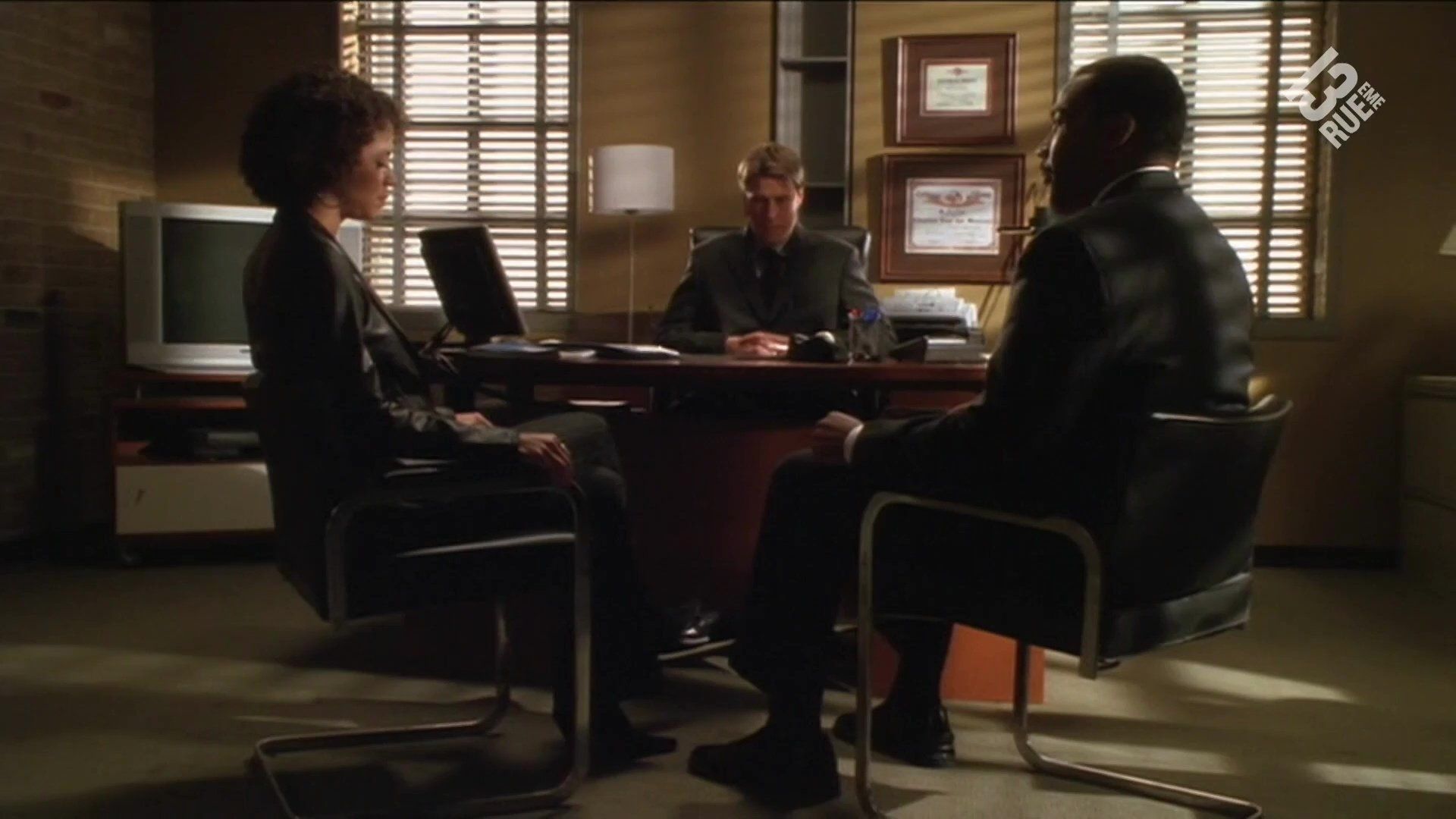 1-800-Missing background