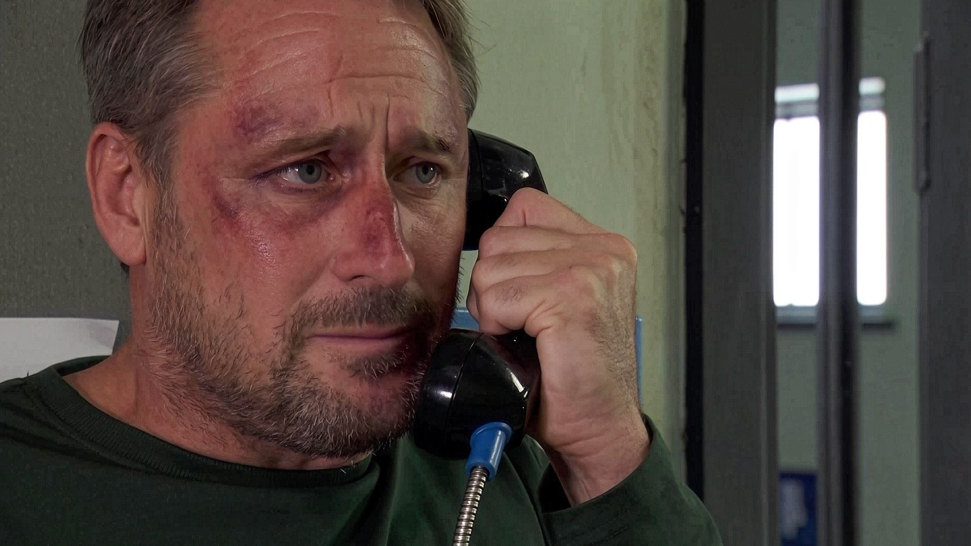 Hollyoaks background