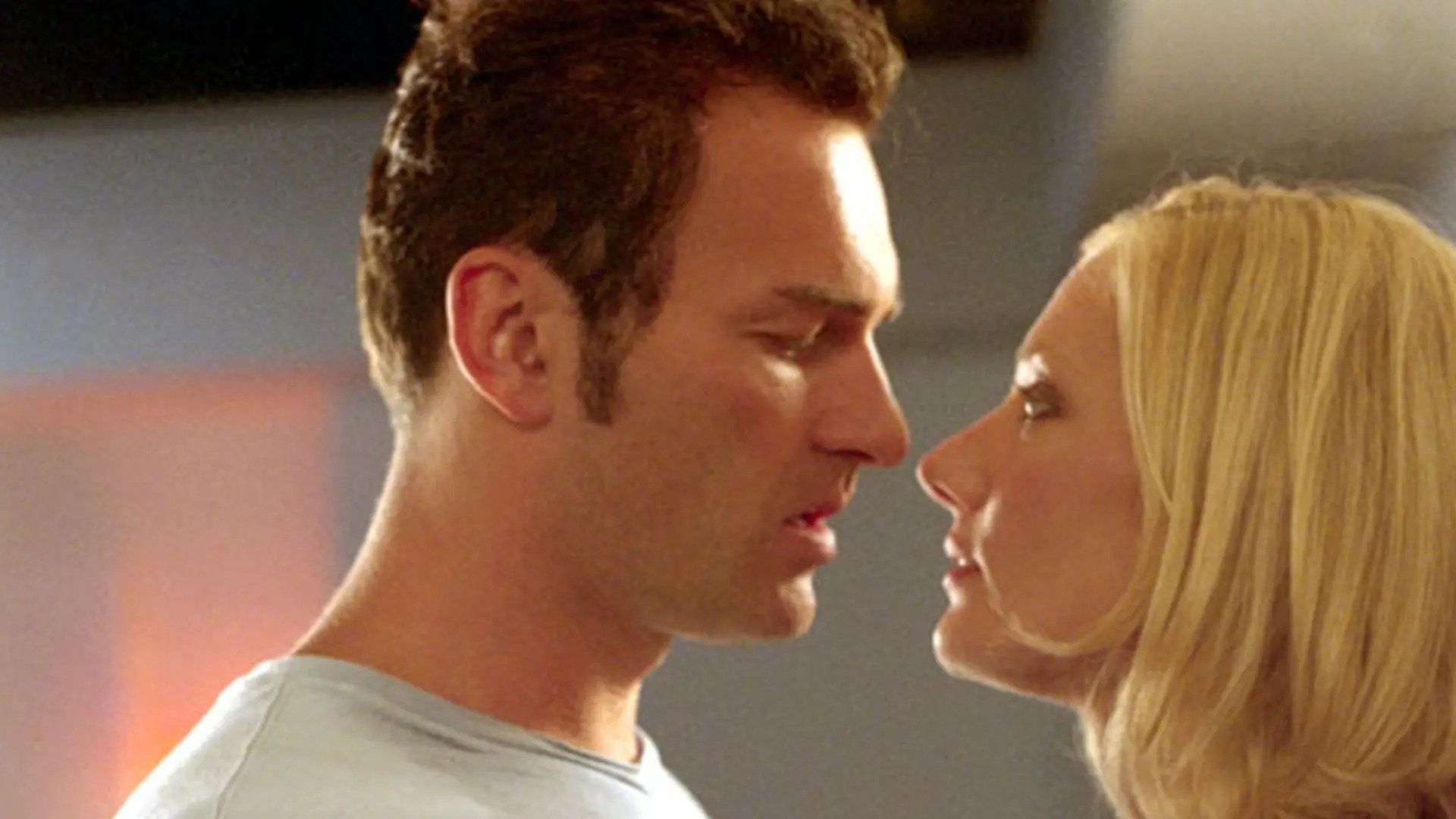 Nip/Tuck background