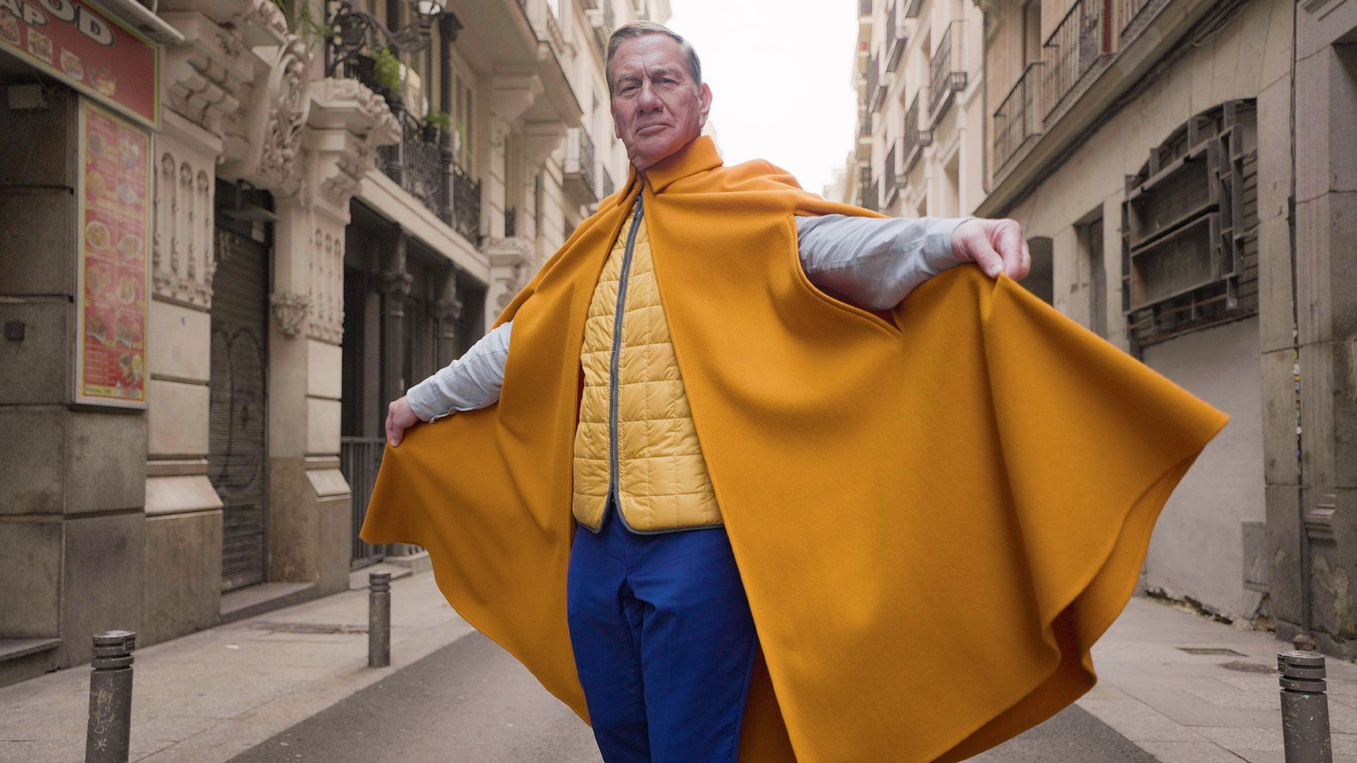 Michael Portillo's Long Weekends background