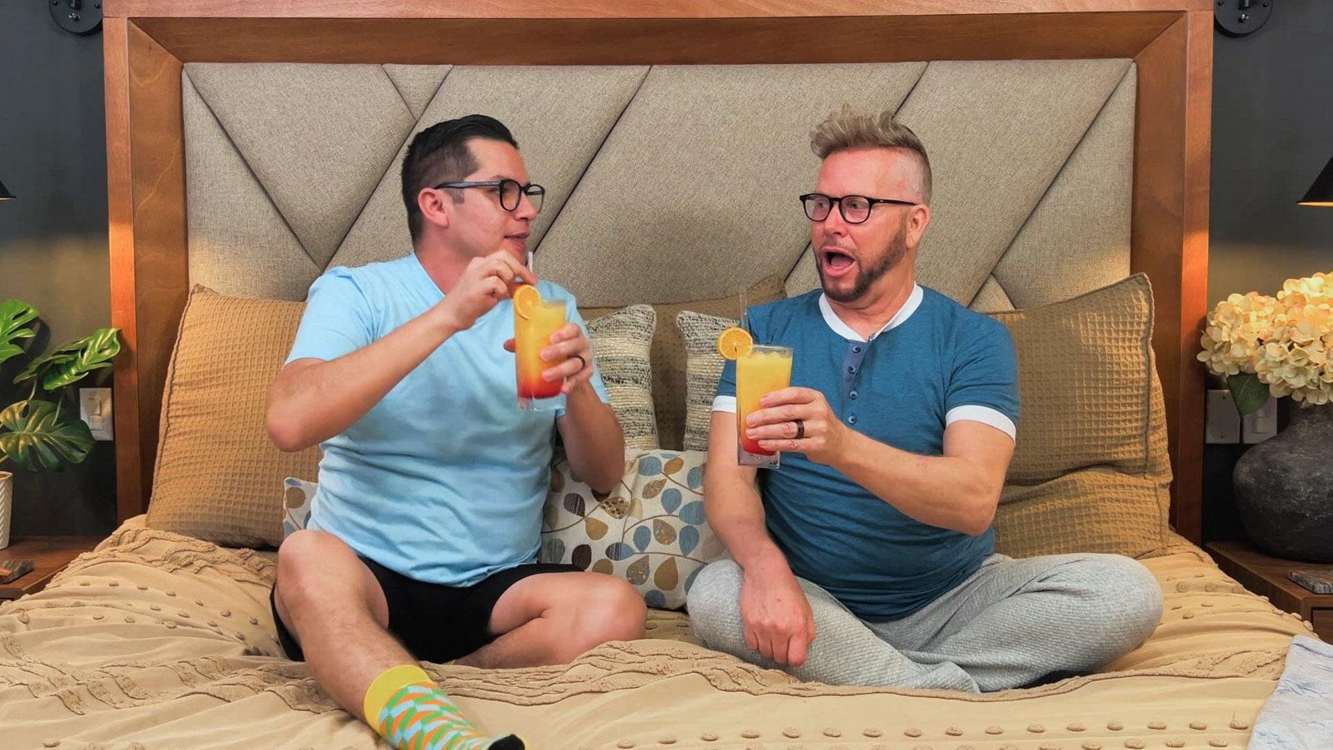 90 Day Fiancé: Pillow Talk background