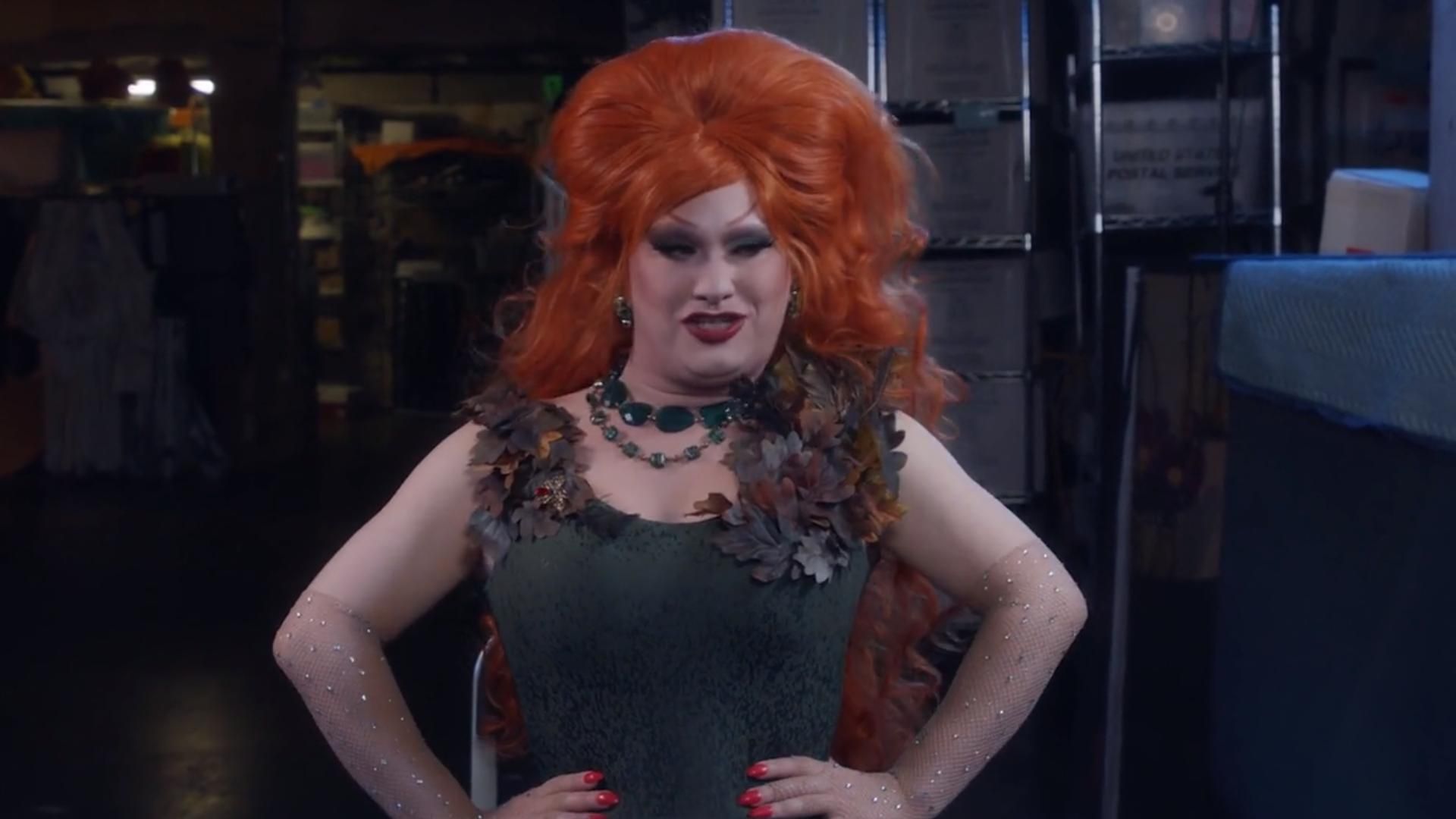 Sketchy Queens background