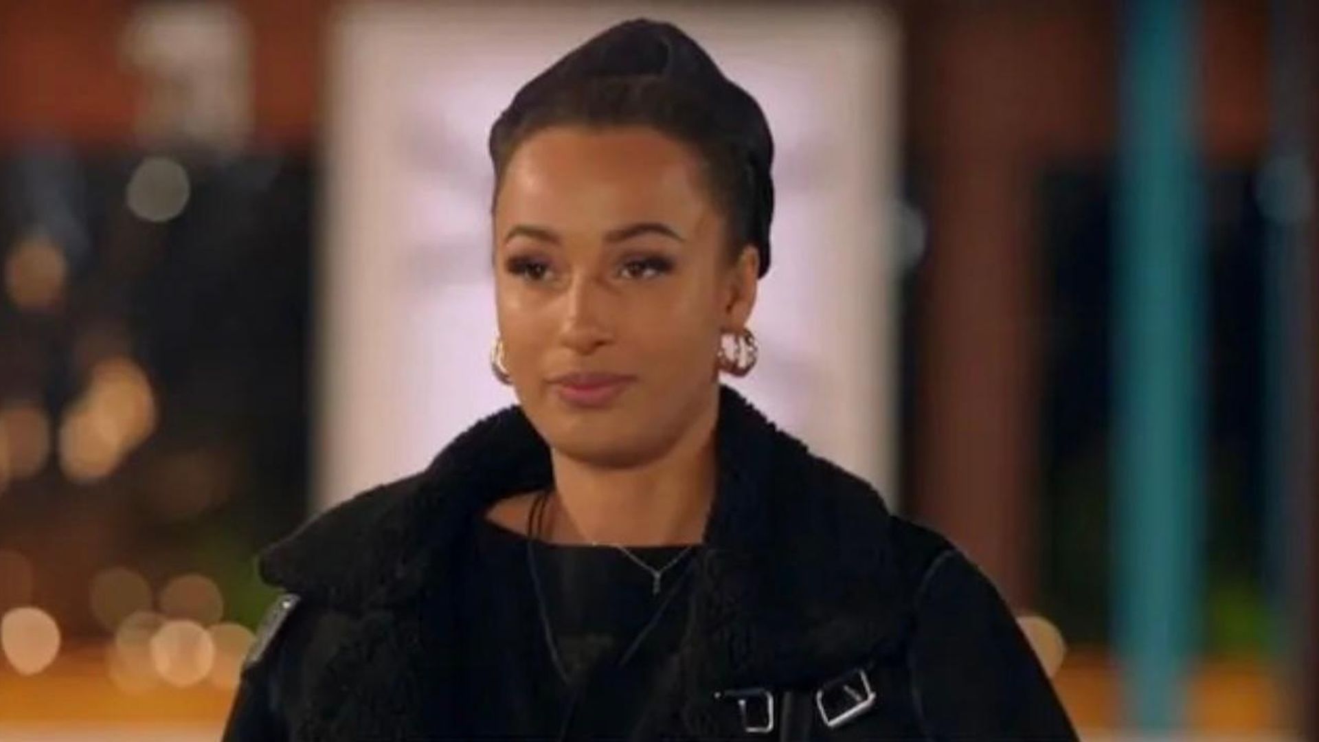 Ready to Mingle background