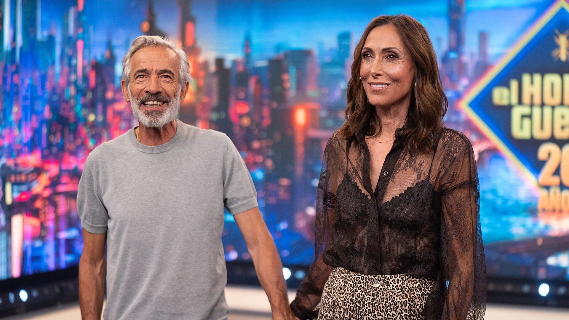 El hormiguero background