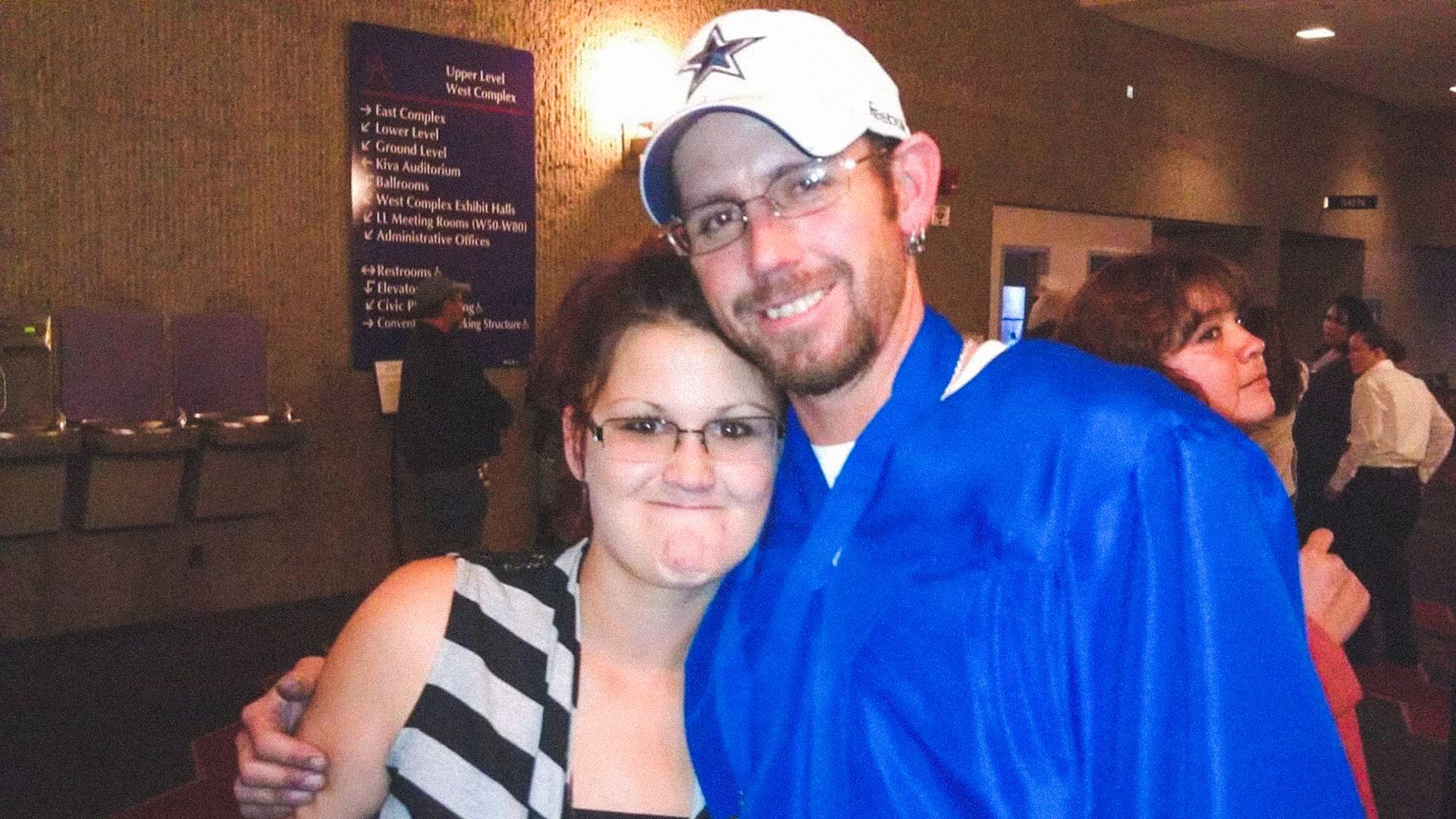 Mean Girl Murders background