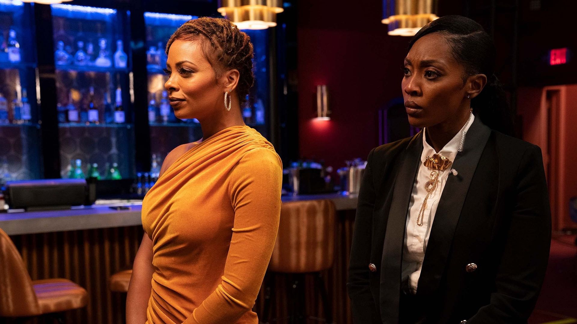 All the Queen's Men background