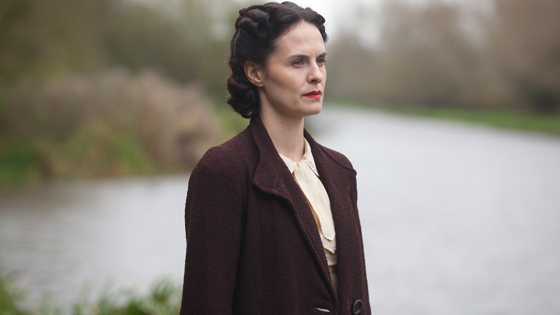 Home Fires background