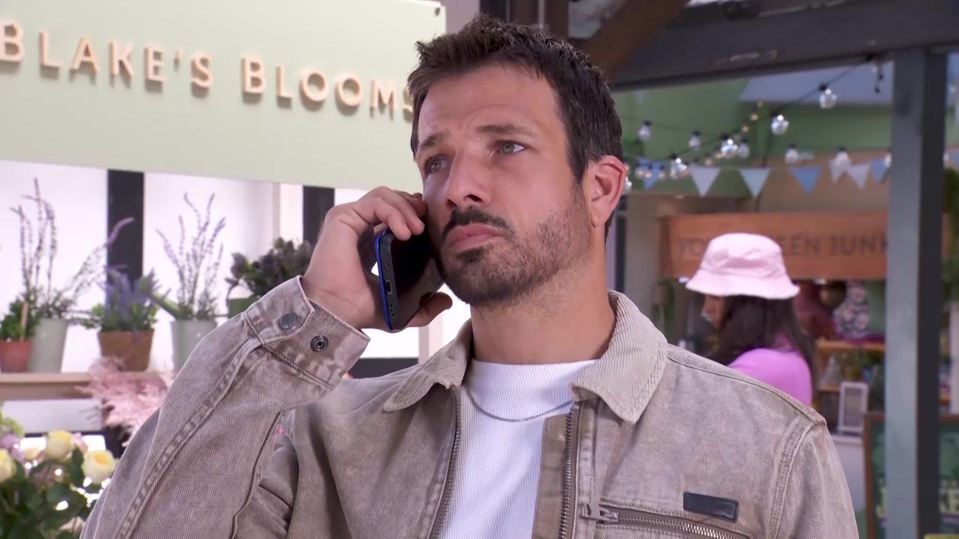 Hollyoaks background