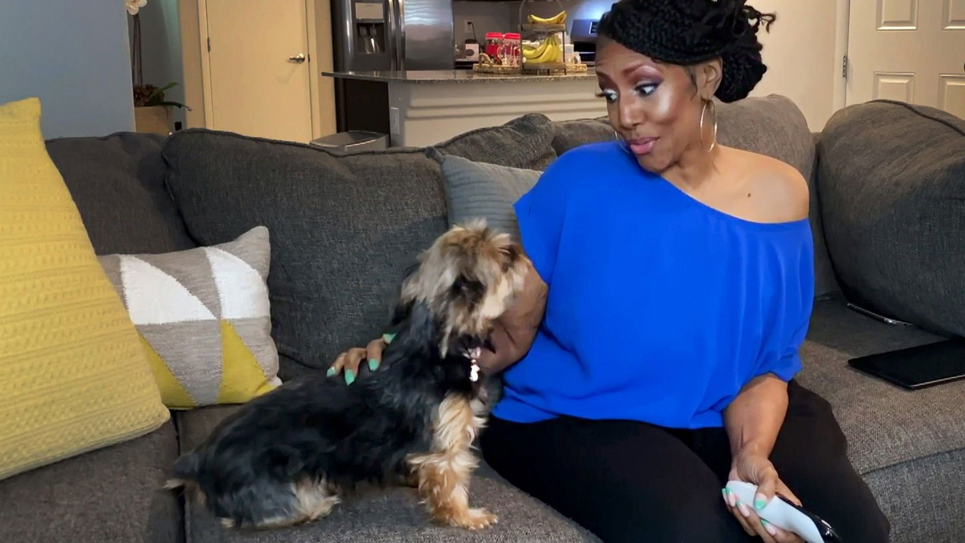 90 Day Fiancé: B90 Strikes Back! background