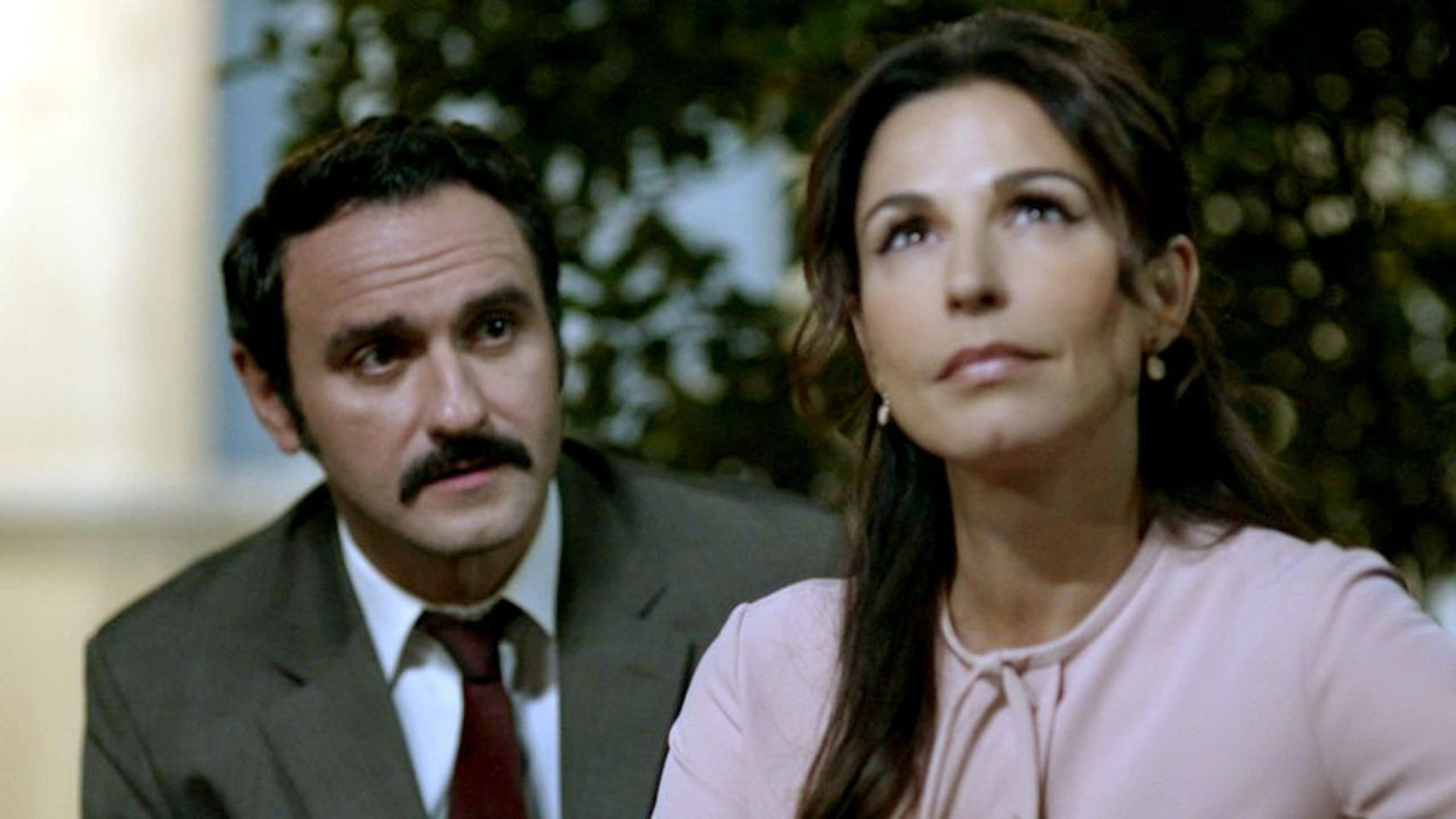 Ta kalytera mas hronia background