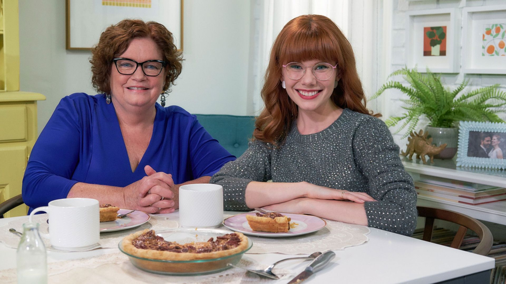 Mary's Kitchen Crush background