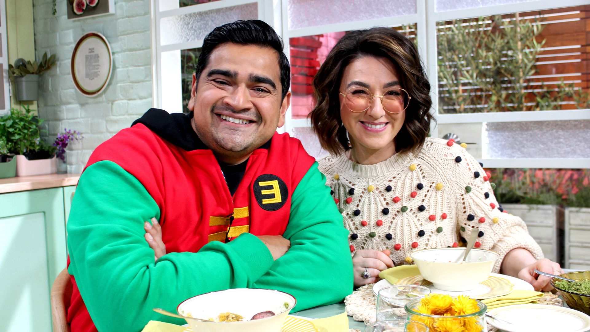 A Bite to Eat with Alice background