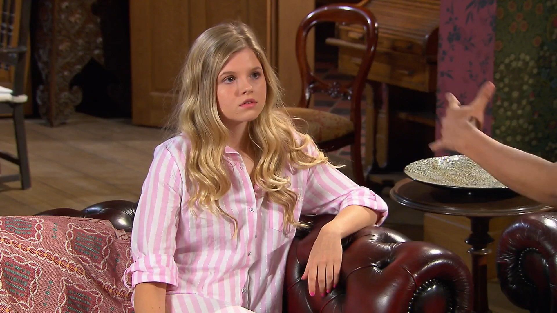 House of Anubis background