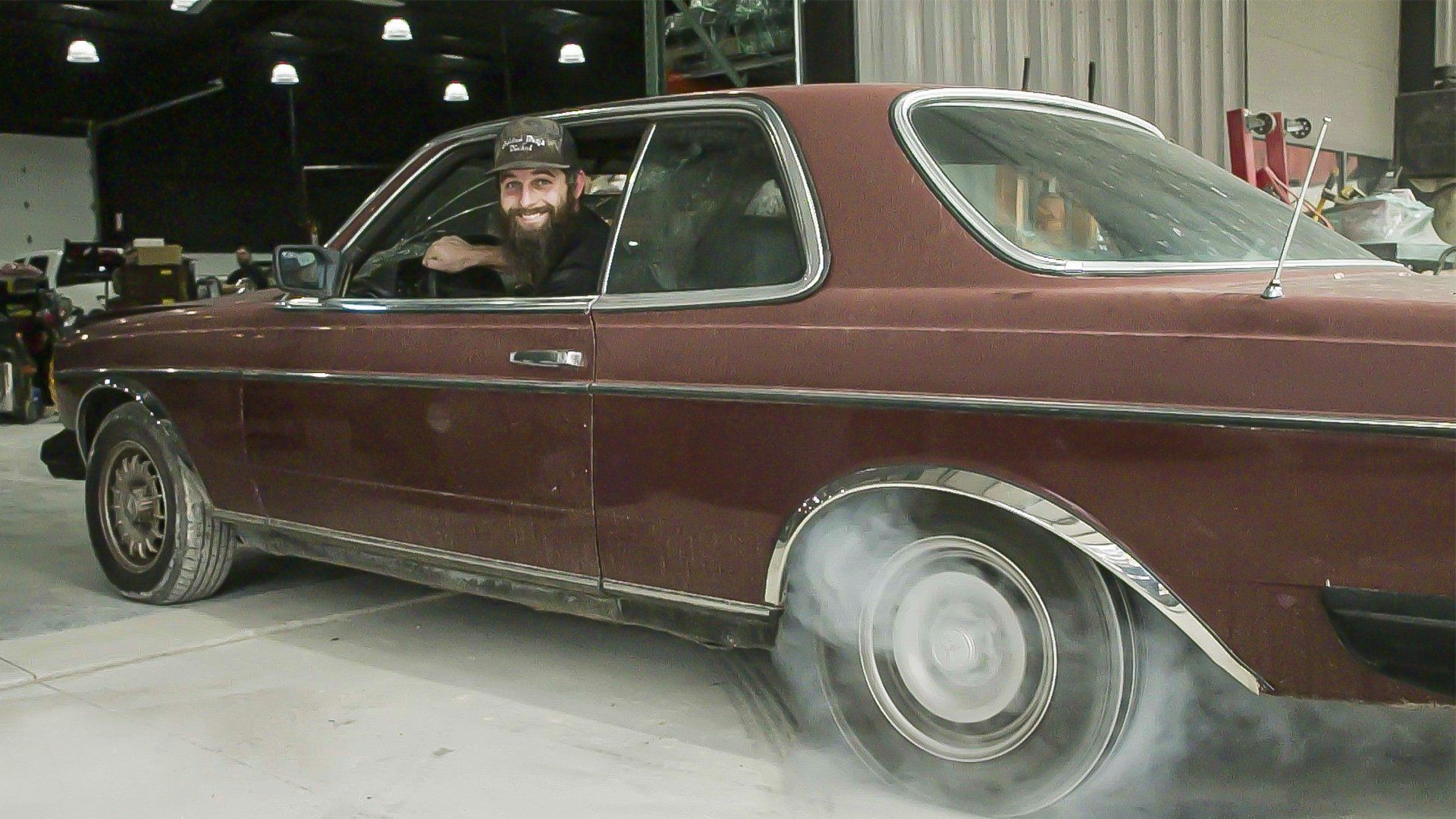 Holden Bros. Restos background