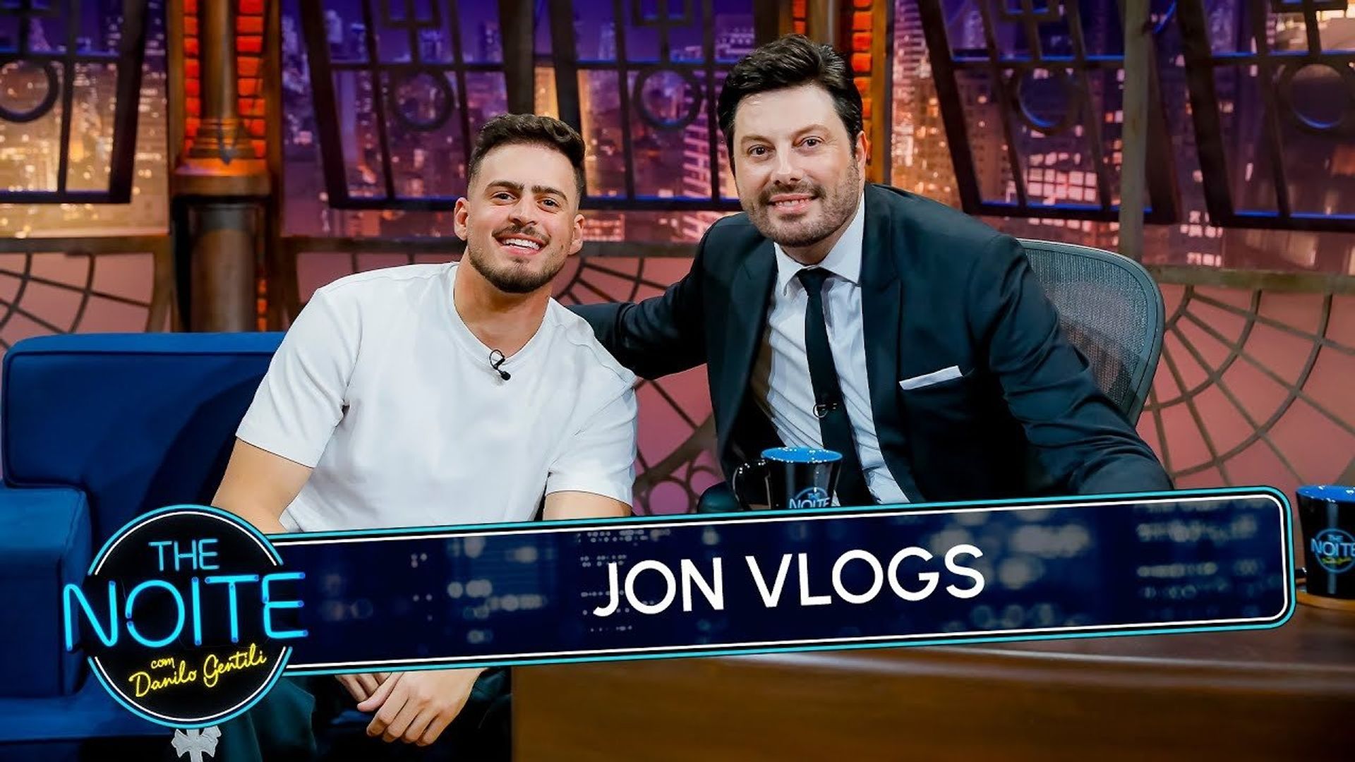 The Noite com Danilo Gentili background