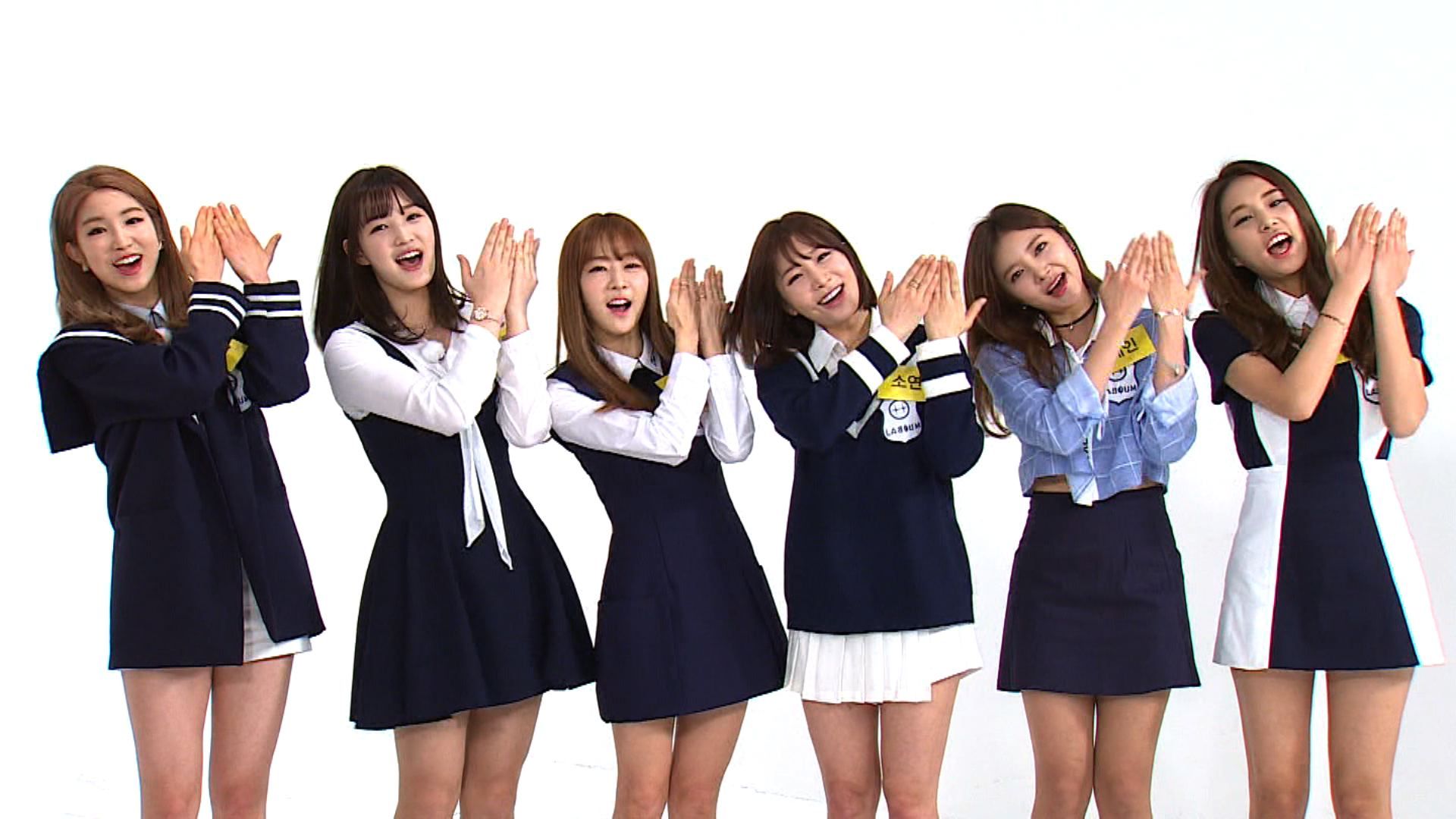 Weekly Idol background