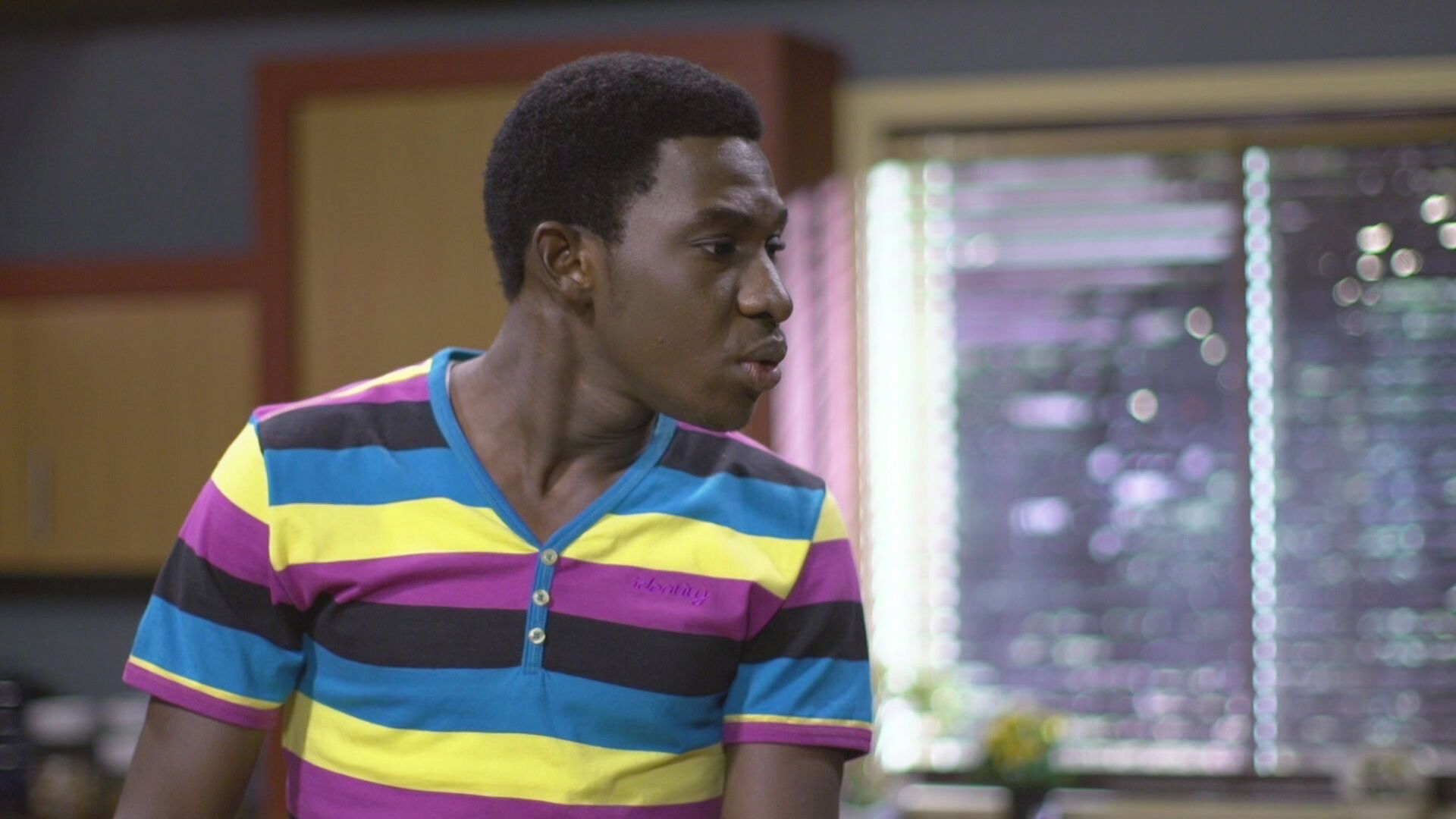 Ojo's in d' House background