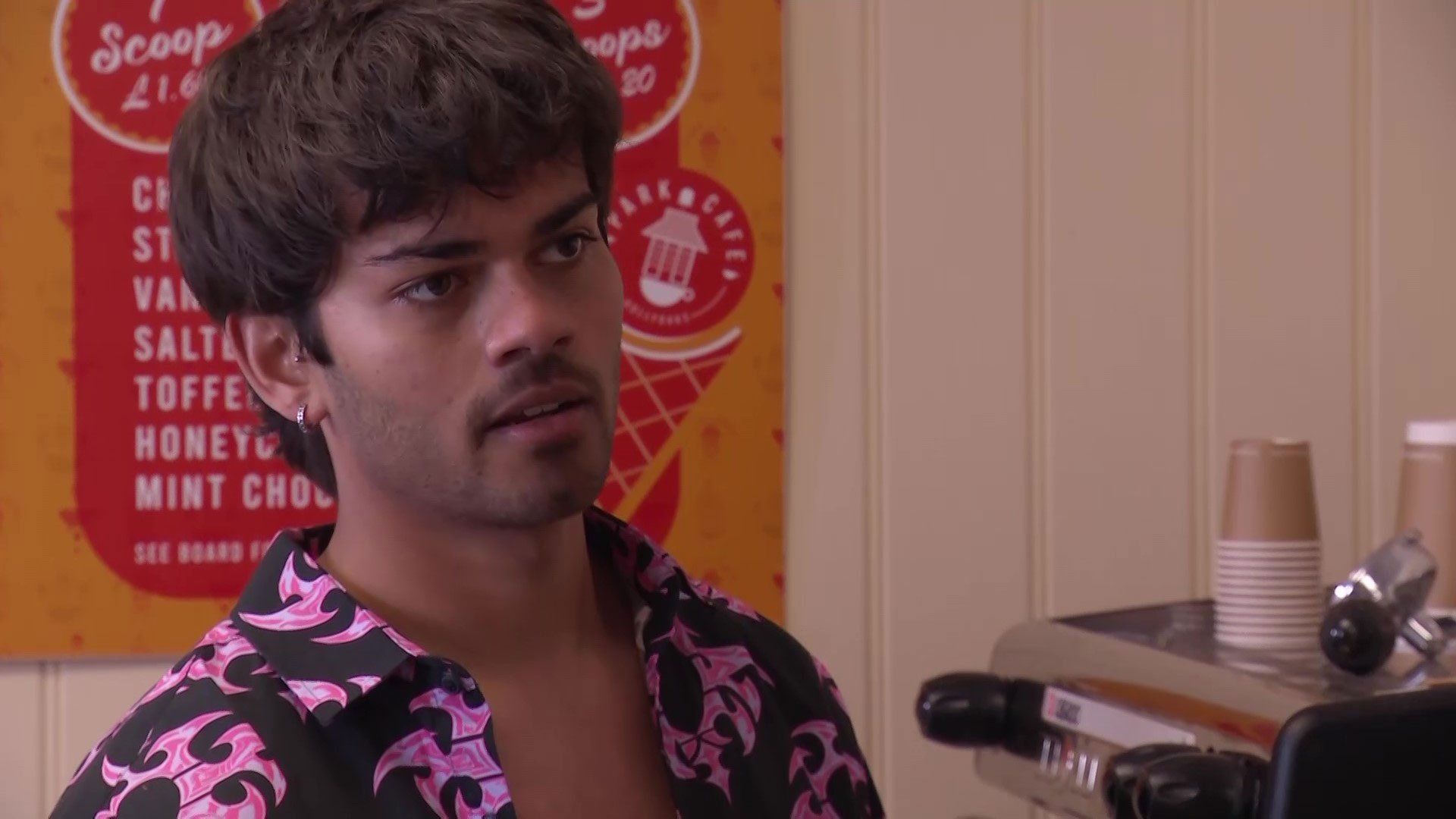 Hollyoaks background
