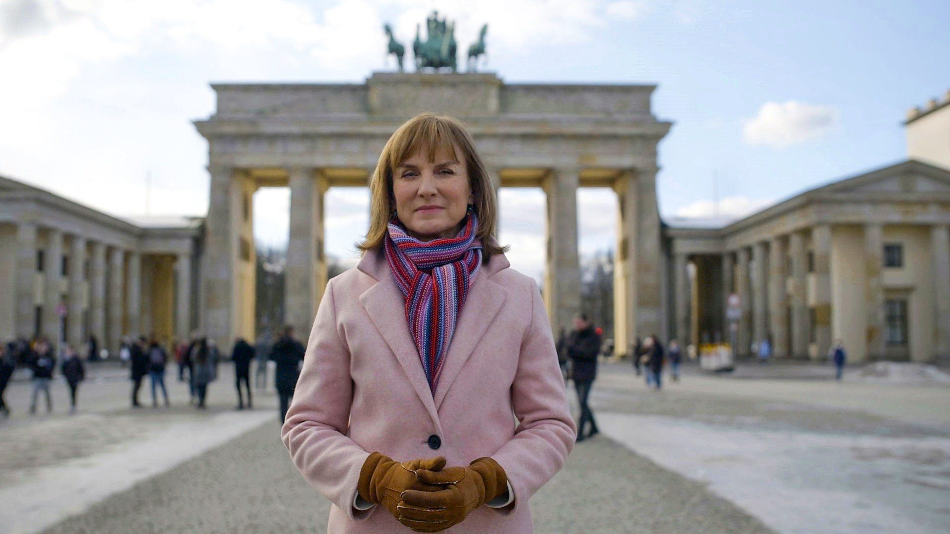 Antiques Roadshow background