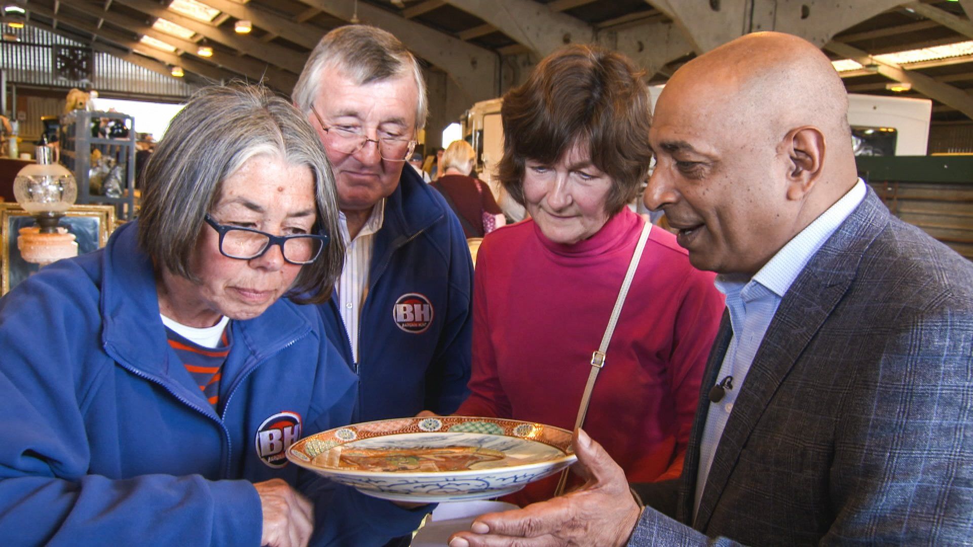 Bargain Hunt background