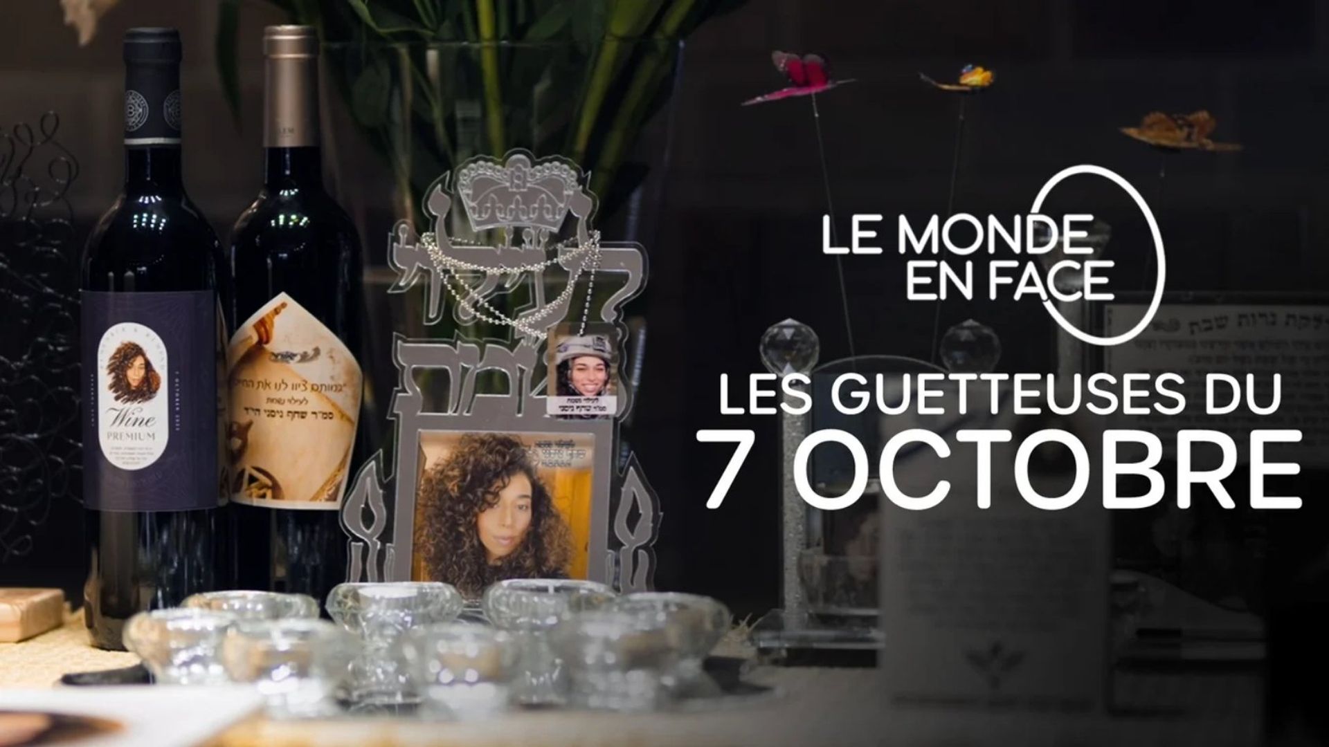 Le monde en face background