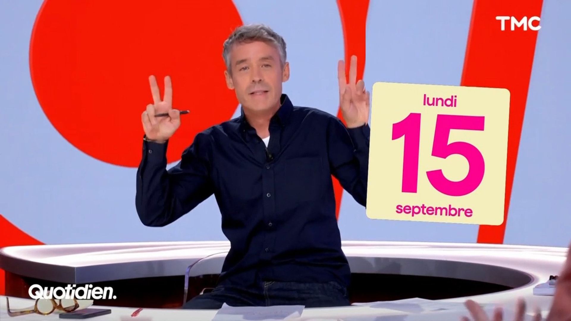 Quotidien background