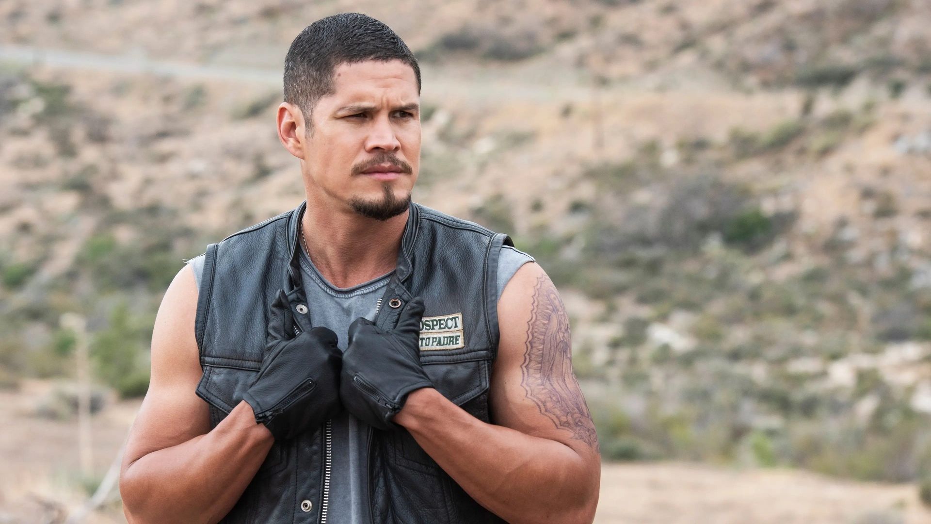 Mayans M.C. background