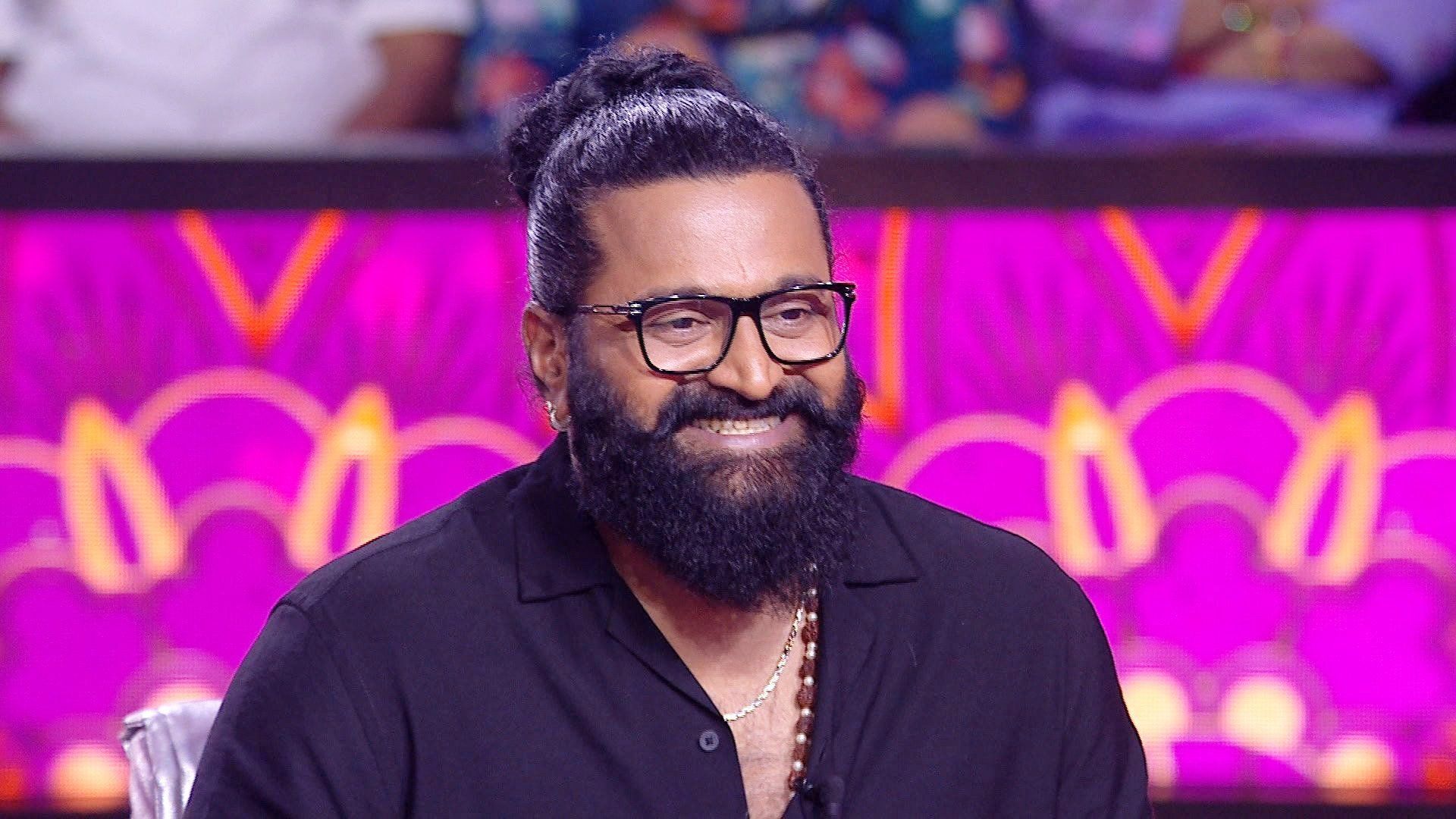 Kaun Banega Crorepati? background