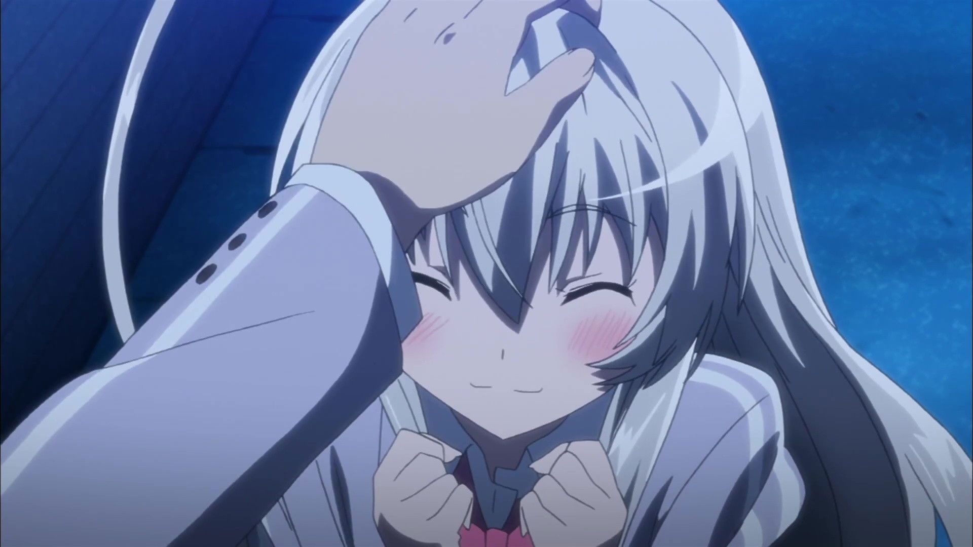 Nyaruko: Crawling with Love background
