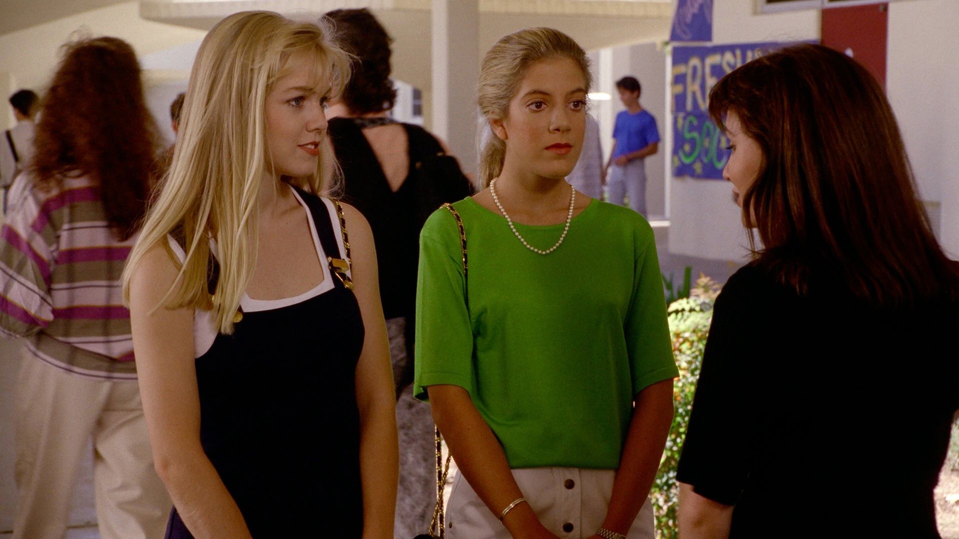 Beverly Hills, 90210 background