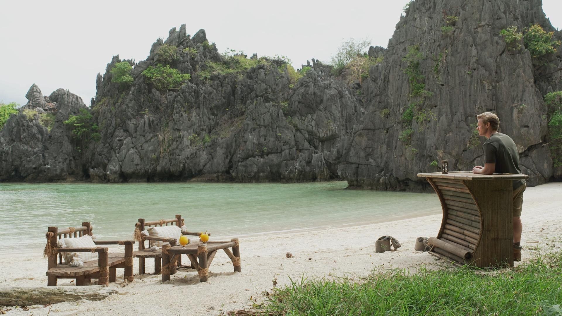 Expedition: Robinson background