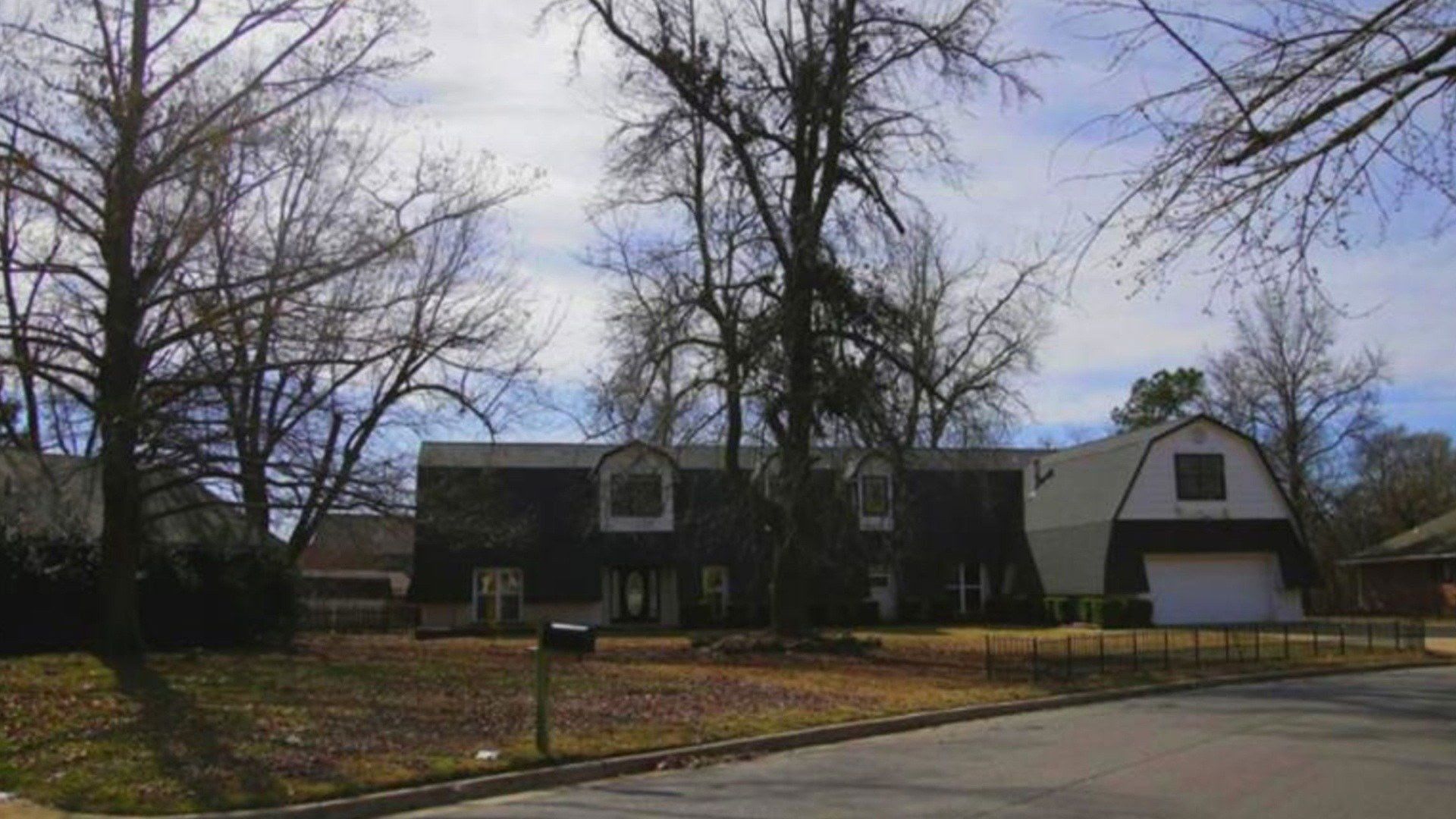 Killer Siblings background