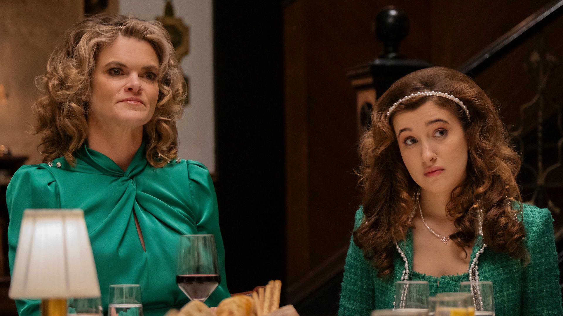 The Sex Lives of College Girls background