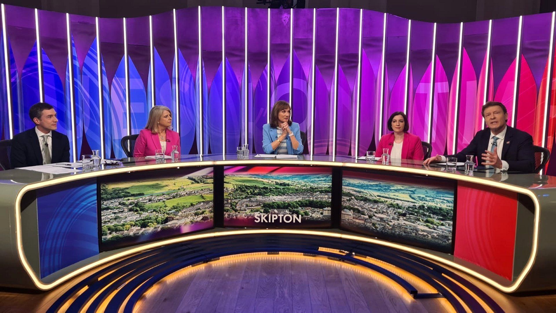 Question Time background