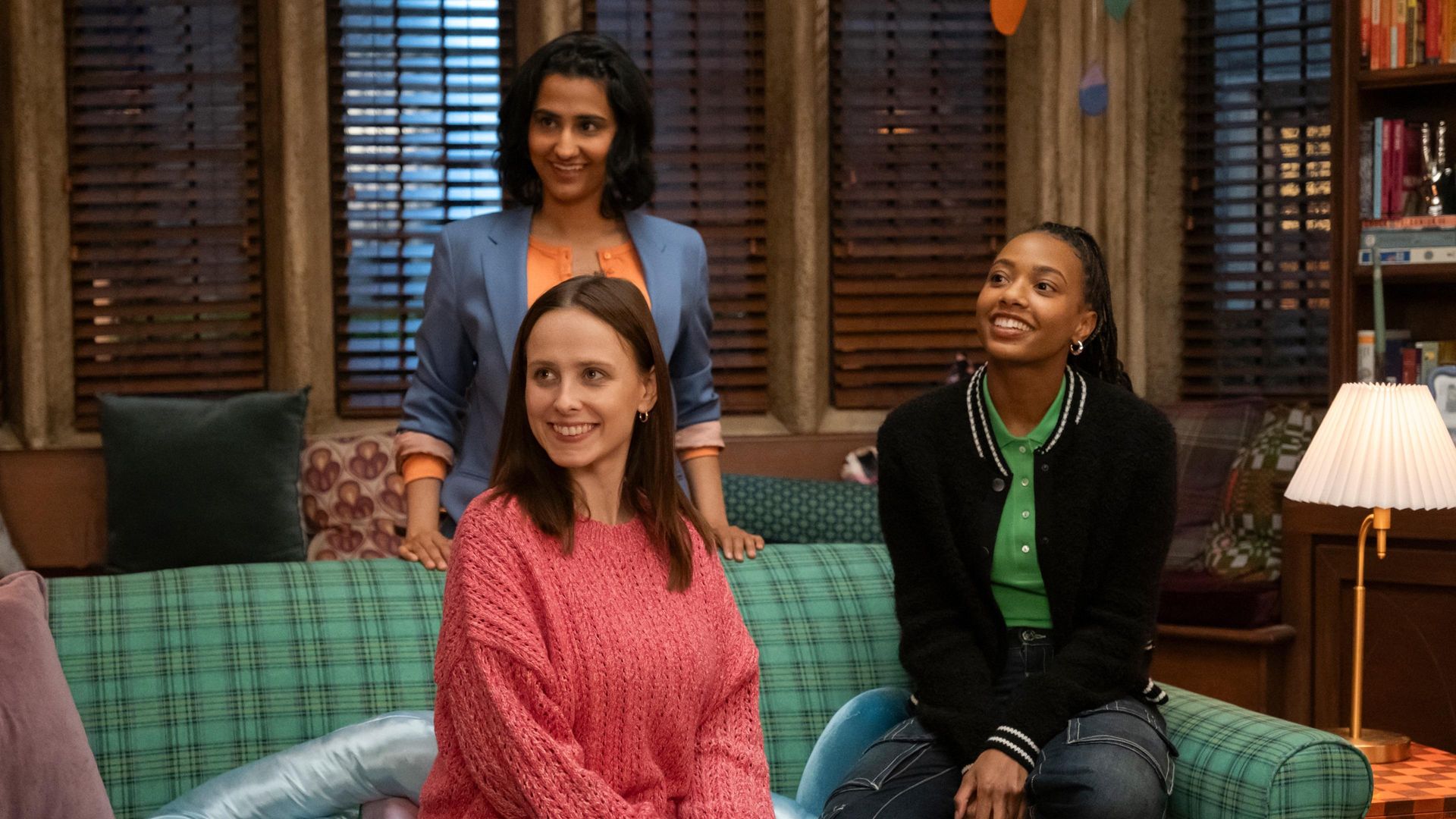 The Sex Lives of College Girls background