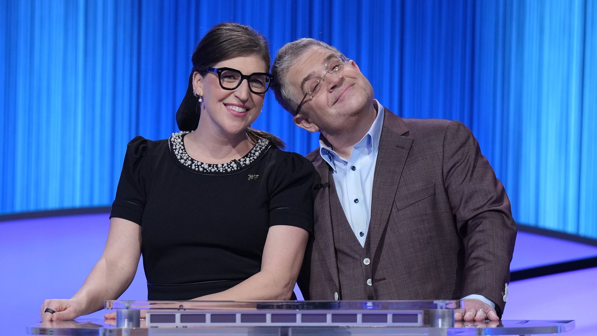 Celebrity Jeopardy! background