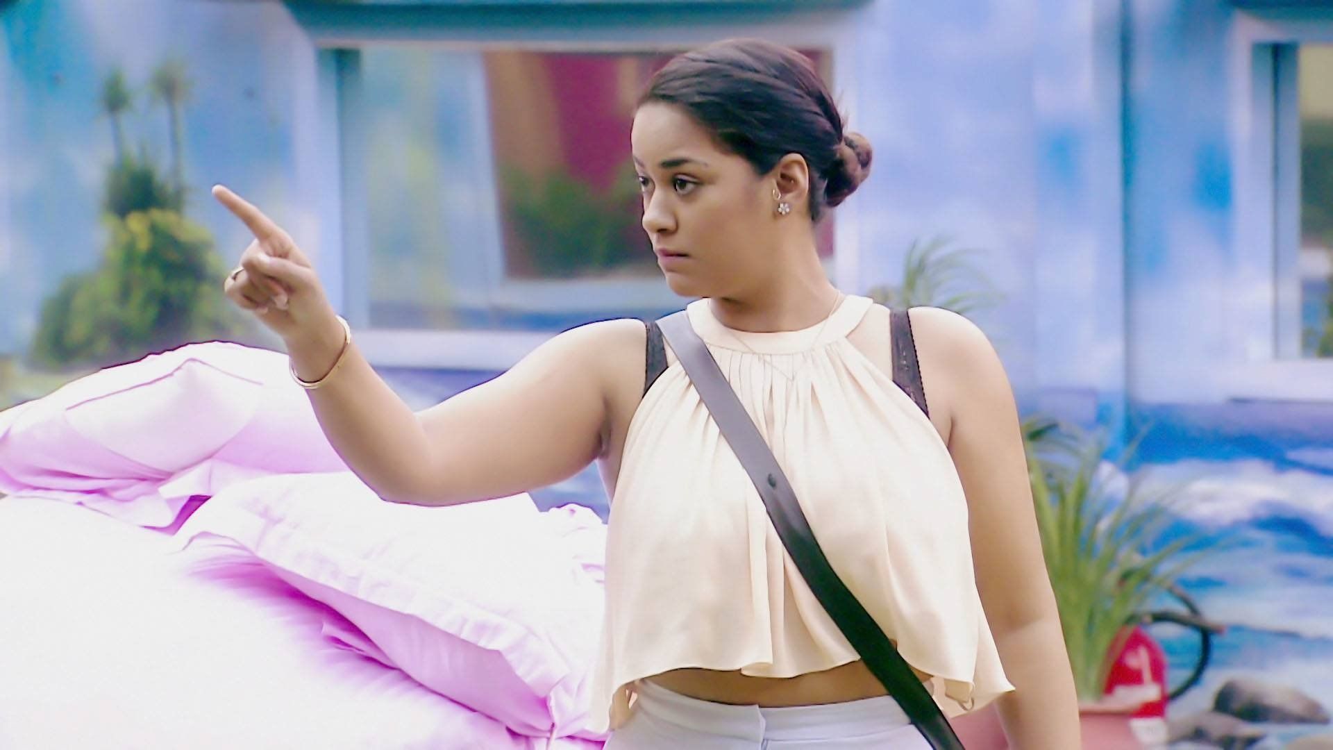 Bigg Boss Telugu background
