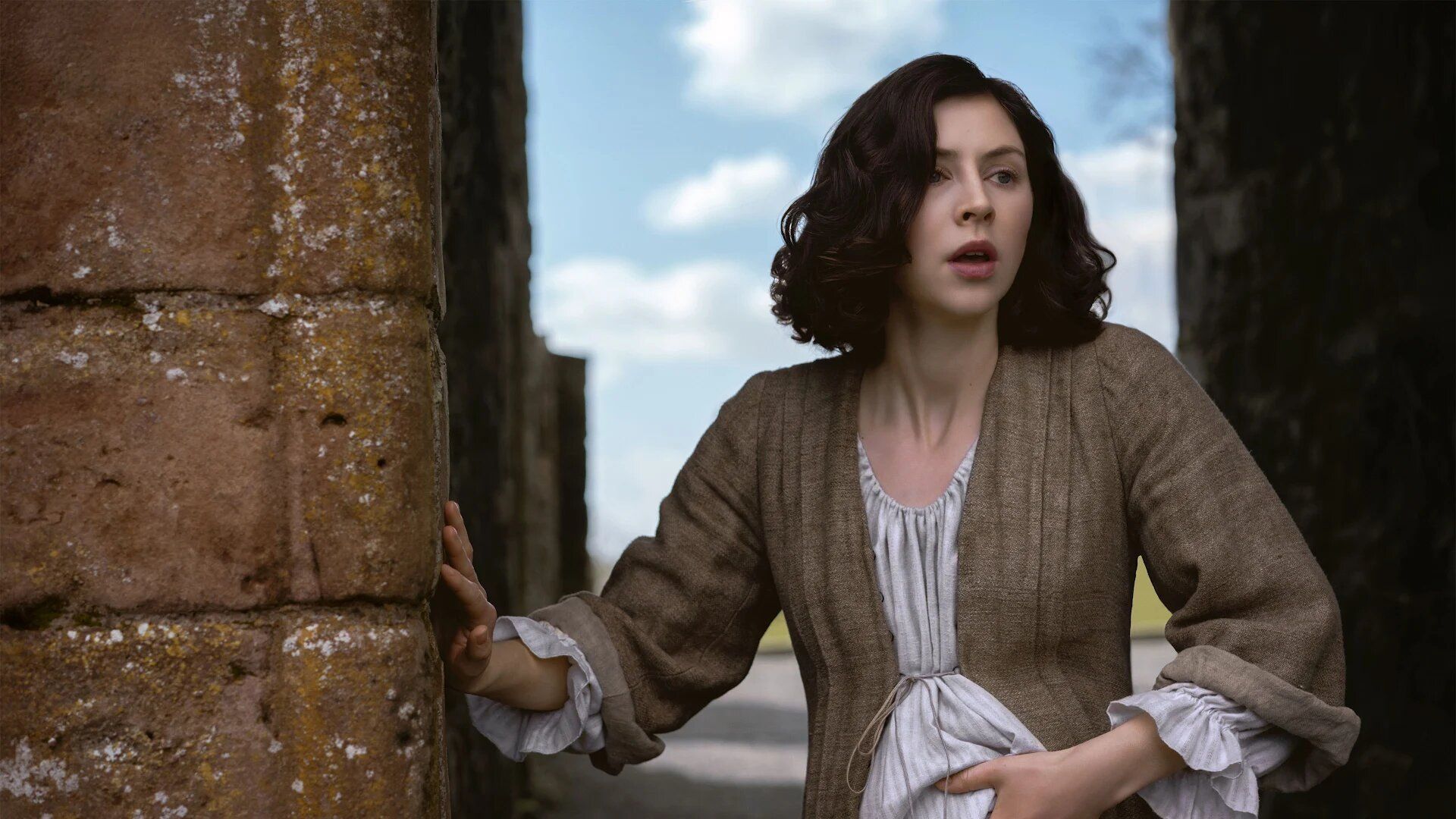 Outlander: Blood of My Blood background