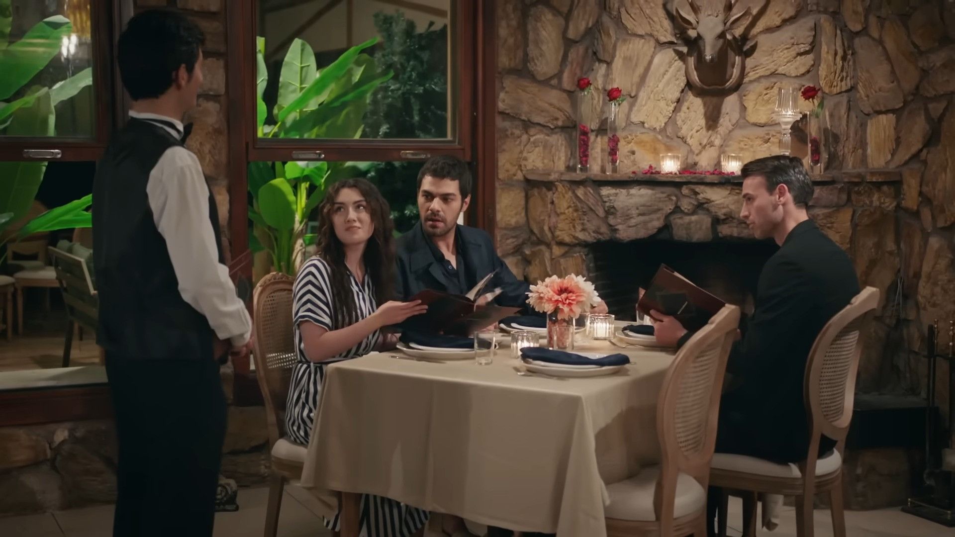 Rüzgarli Tepe background