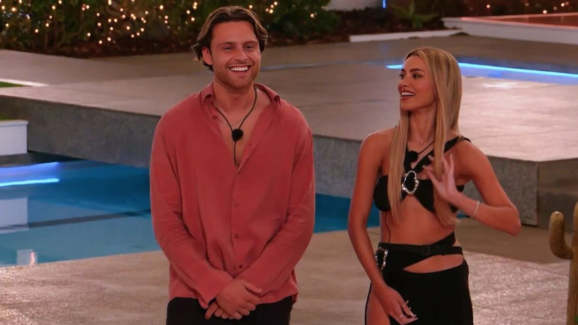 Love Island: All Stars background