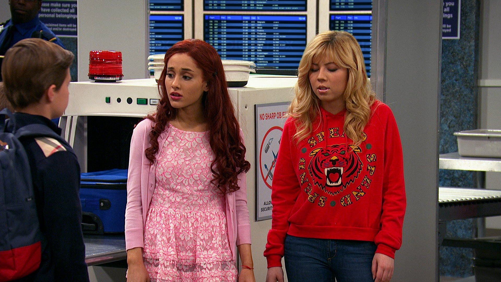 Sam & Cat background