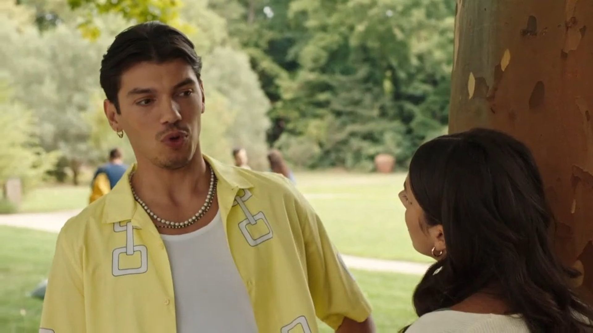 Ici tout commence background