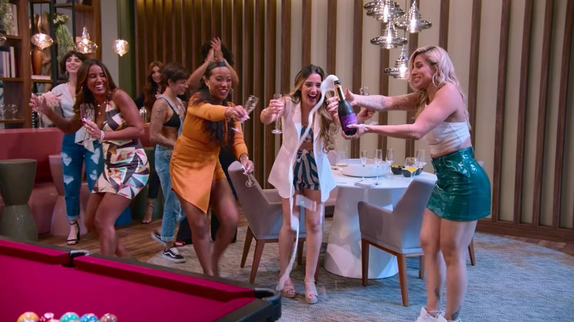 Love Is Blind: Brazil background