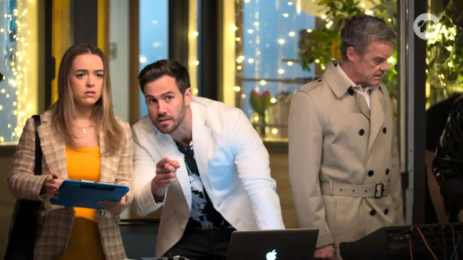 Neighbours background