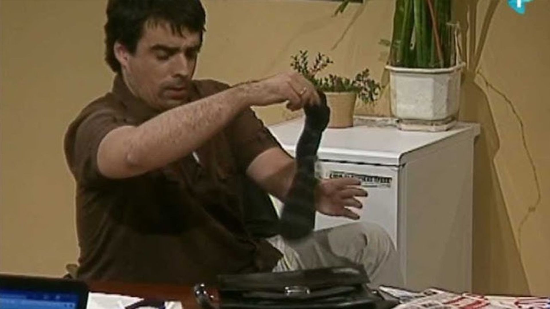 Drzavni Posao background